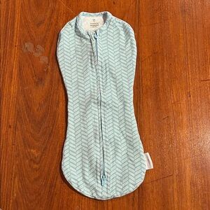 SwaddleMe Aqua and White Swaddle with Chevron Design